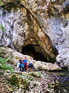 Cioclovina Cave